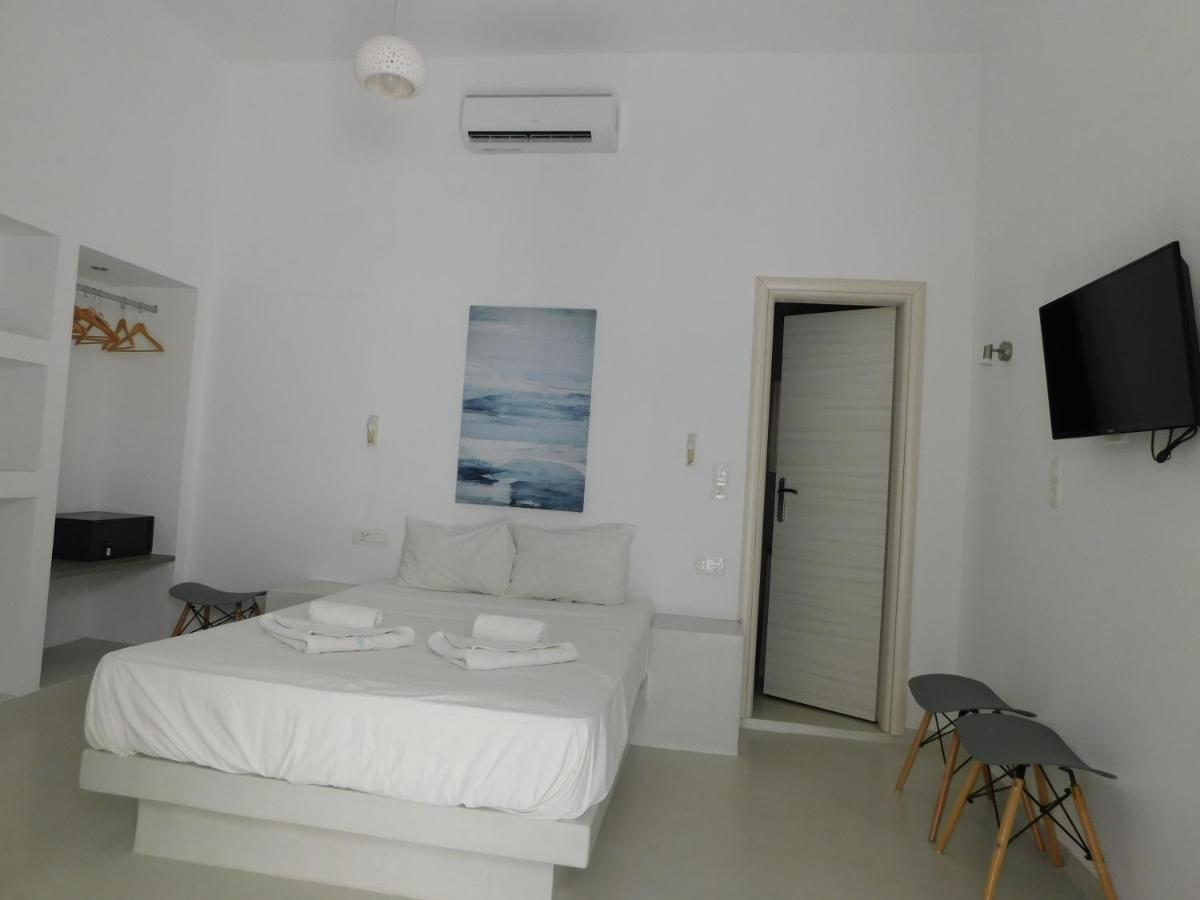 Calm Center Rooms Fira  Luaran gambar