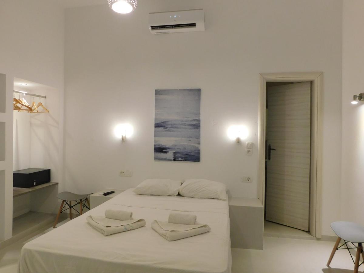 Calm Center Rooms Fira  Luaran gambar